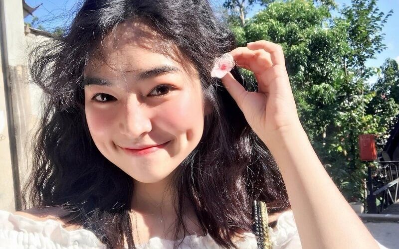 các loại má lúm đồng điếu